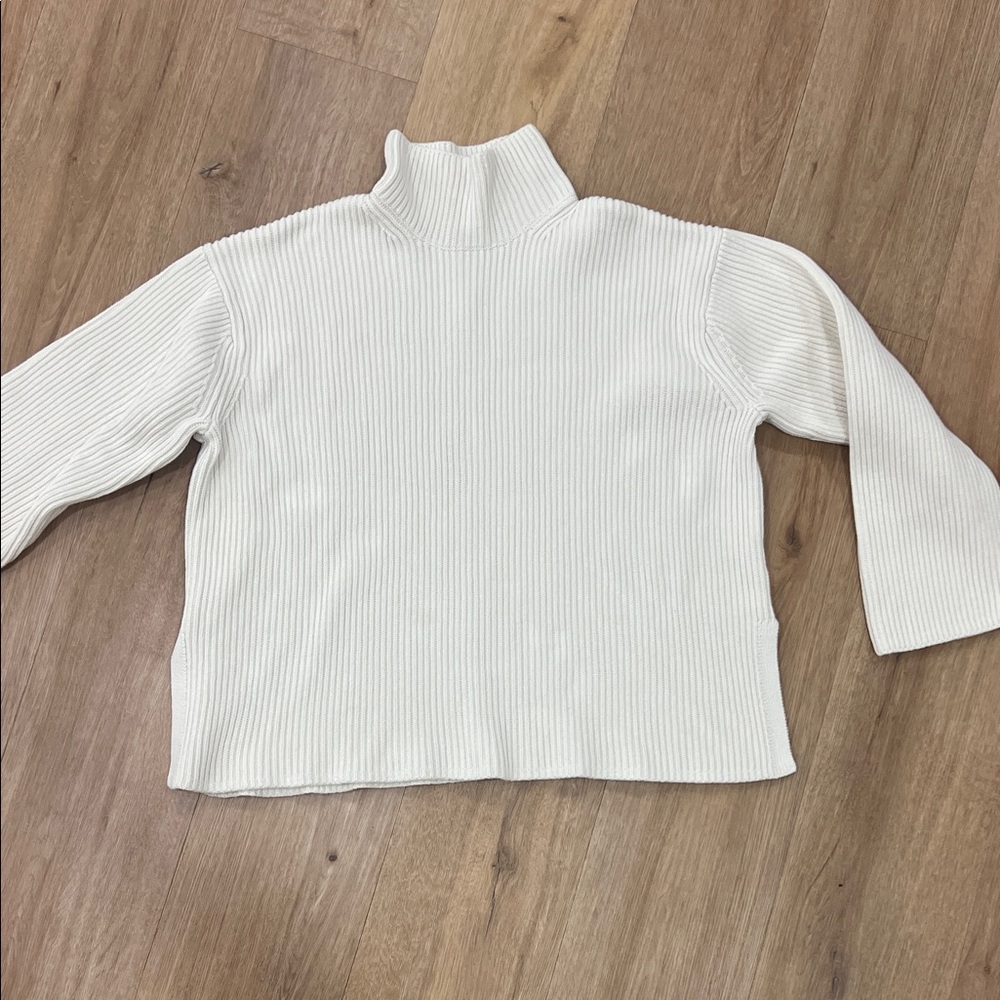 GAP Cream Turtleneck Sweater